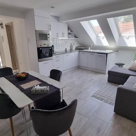 베크 Becsi Kapu Apartman 아파트 외부 사진
