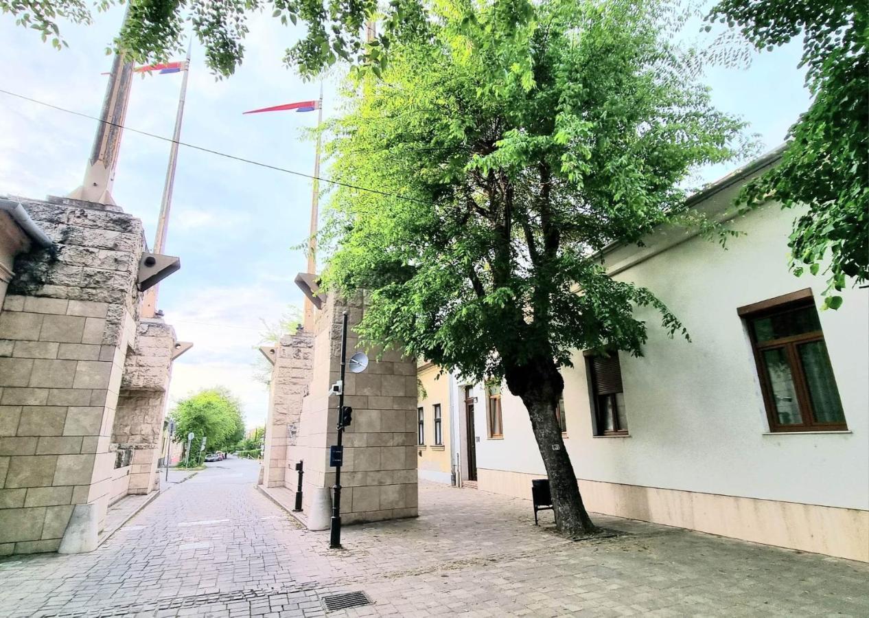 베크 Becsi Kapu Apartman 아파트 외부 사진